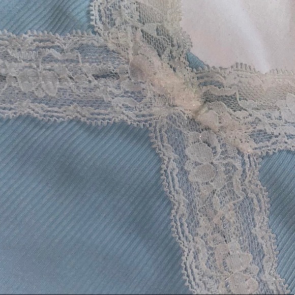 Blue lace cami - Picture 3 of 3